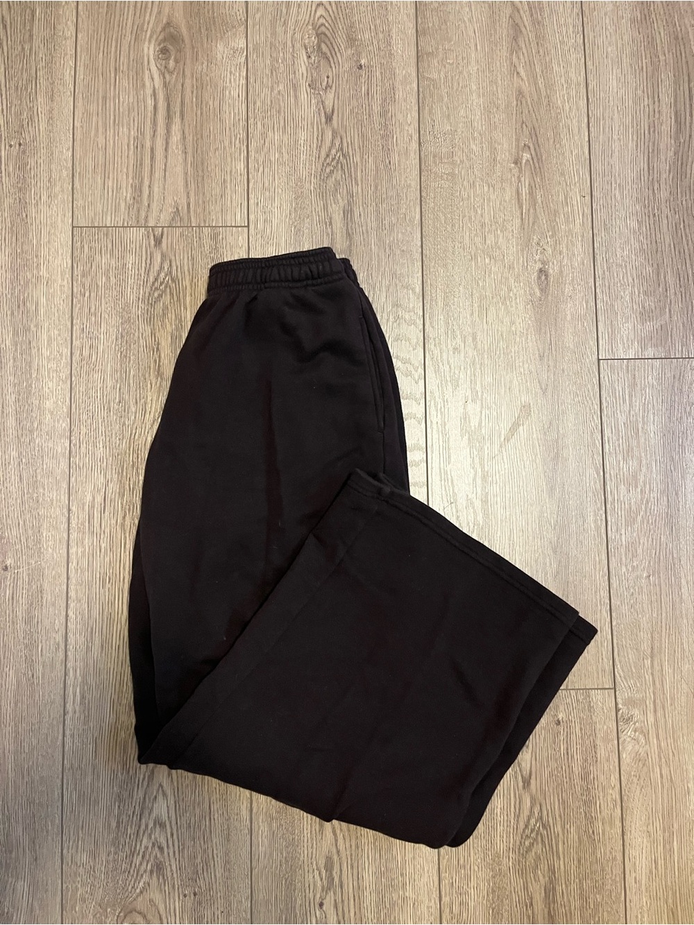 Uniqlo straight leg sweatpant